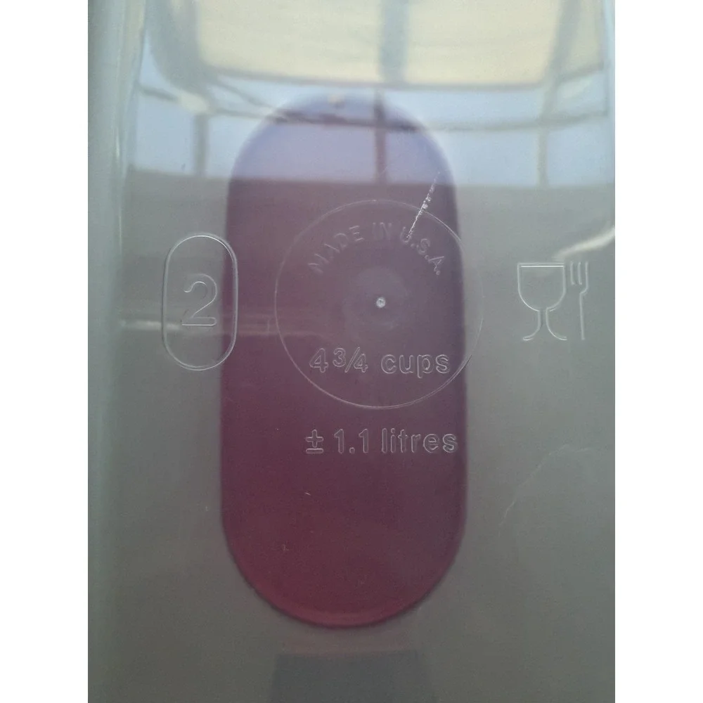 Vintage Tupperware Oval Modular Mates #2 1612-16 4 3/4 Cup Red Lid 1616-15